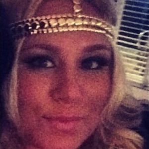 Meet your Posher, Marisa